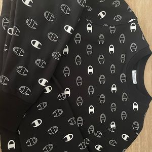 Champion Logo Crewneck